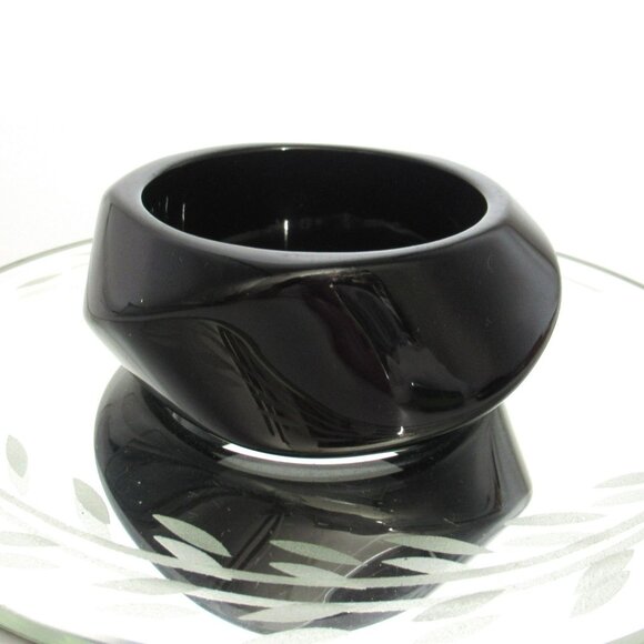 Vintage Chunky Black Lucite Bangle Bracelet Geometric Dome Modernist - Picture 10 of 13